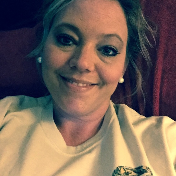 Meet your Posher, Sherri - Picture 2 of 2